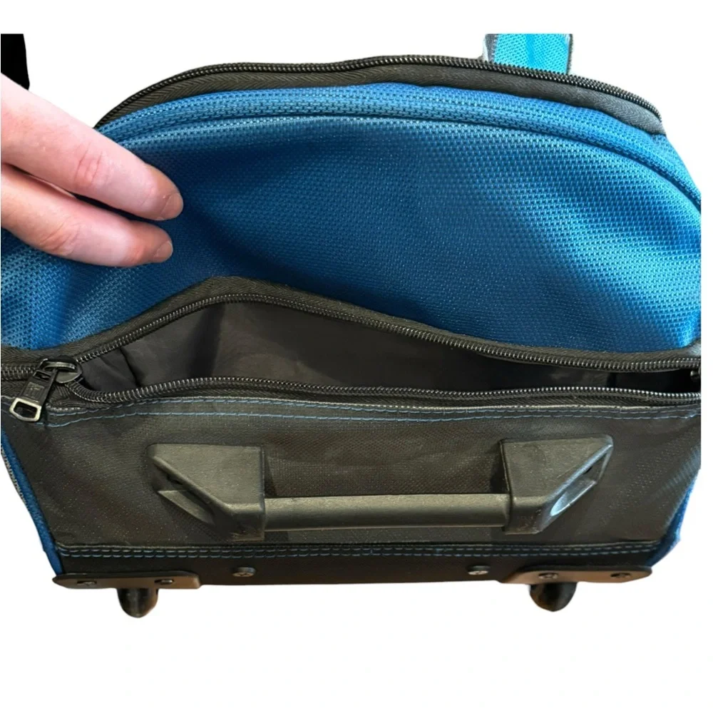 Fūl Rolling Rolling Carry-On Travel Bag Blue Black Soft-Sided Wheeled Duffel